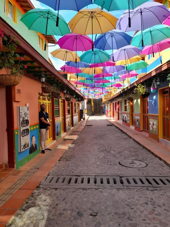 El Paraiso Paisa 5 Minutos Del Malecon Parqueadero Privado A Guatapé Eksteriør bilde